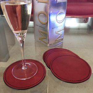 Untersetzer 4er Set rund rot aus Leder