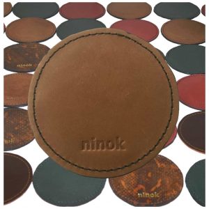 Untersetzer aus Leder in cognac braun, Geschenk DIY für Familie und Freunde.