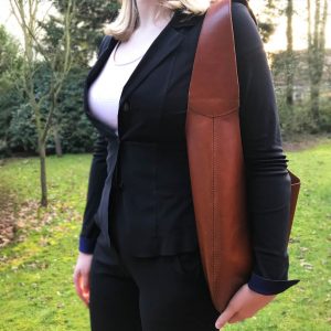 Hobo Bag aus Leder genäht cognac braun mit Henkel und Innenfach. Ledertasche groß perfekt für alles. Handgefertigt.