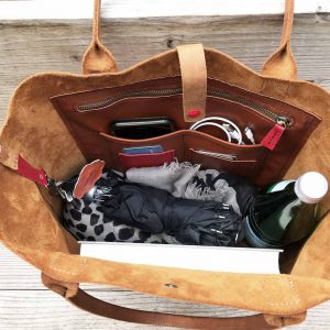 Ledertasche cognac braun mit Henkel, 5 Innenfächer, Henkeltasche Shopper, große Schultertasche, Tote bag aus pflanzlich gegerbtem Leder mit Pull-Up Effekt. Handgenäht.