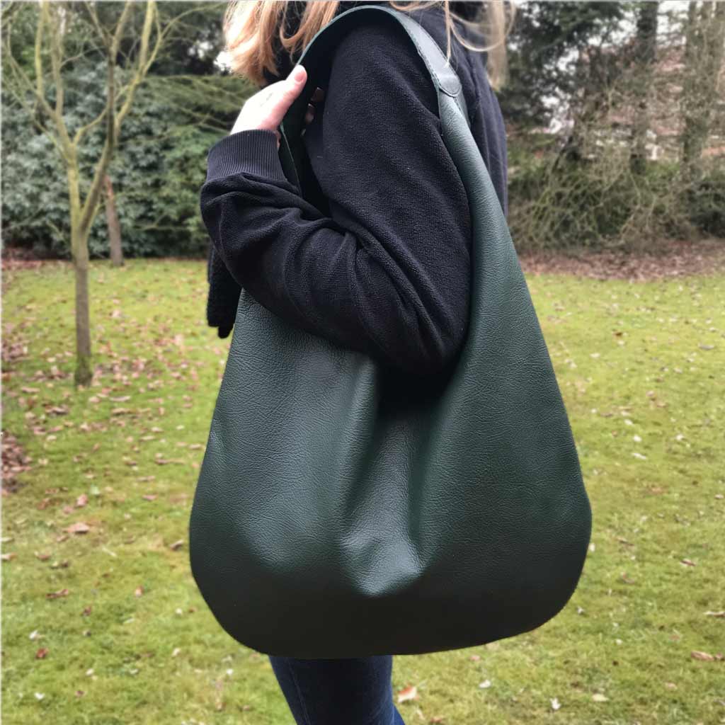 Grüne Hobo Bag Ledertasche groß