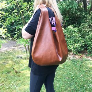 Hobo Bag aus Leder hellbraun erdnuss oder braunrot kastanie. Große Damen Ledertasche mit Henkel. Handgefertigte Schultertasche.