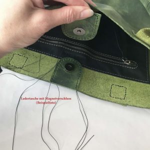 Ledertasche grün mit Verschluss, grosser Shopper, handgefertigte Henkeltasche. Tasche für jeden Tag in Freizeit und Business.