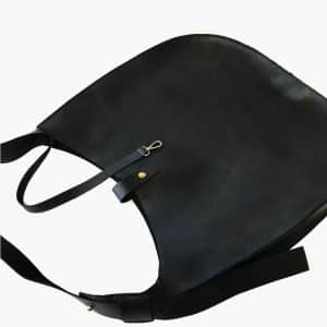 Große Umhängetasche schwarz, cognac oder Wunschfarbe aus dickem Leder handgefertigt. Damentasche mit verstellbarem Riemen, Schlüsselband und Innenfach. Hobo bag Schultertasche und crossbody Ledertasche mit Druckknopfverschluss. Handgenähte Hobo Bag minimalistisch. Tasche für jeden Tag.