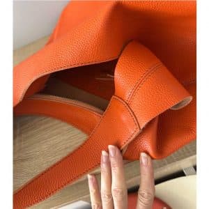 Hobo Bag orange Ledertasche groß mit Henkel. Mit Innenfach. Verschluss nach Wahl: ohne Verschluss, mit Magnet, Druckknopf oder Reißverschluss. Handgefertigte Ledertasche.